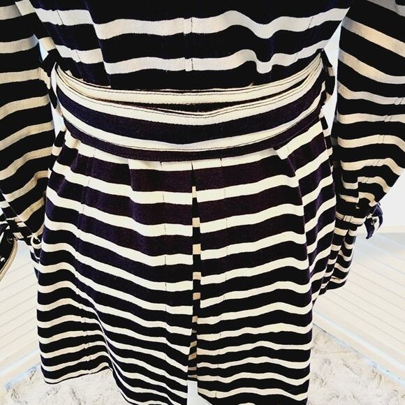 E-WORLD NAVY / CREAM MULTI POCKET BUTTON DOWN COAT WITH BELT SIZE SMALL - Picture 3 of 12